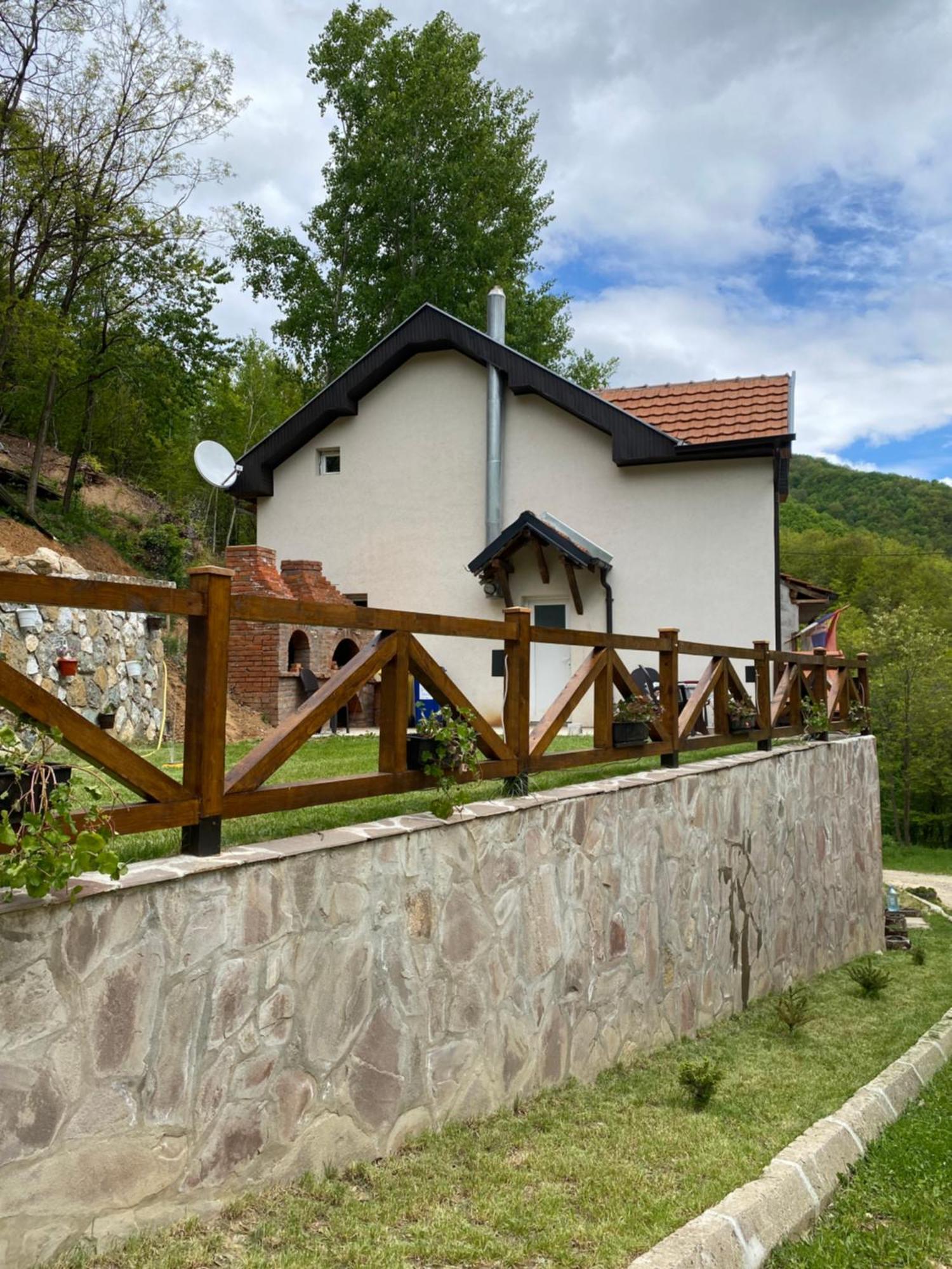 Kuca Za Odmor ,,Balkan” Crni Vrh Екстер'єр фото